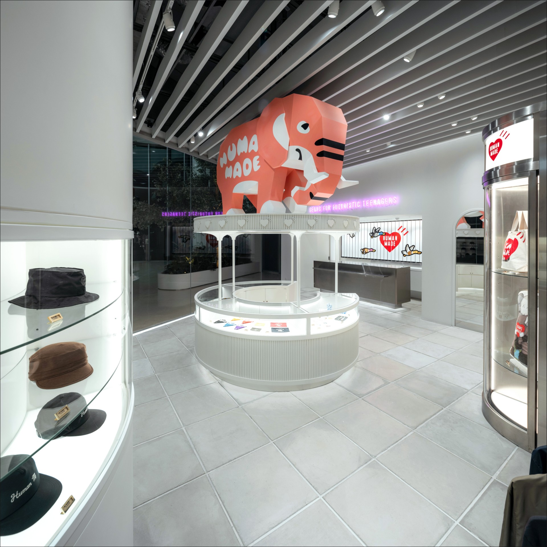 由万德沃（Wonderwall）打造的人类制造（HUMAN MADE）店铺丨泰国曼谷-8