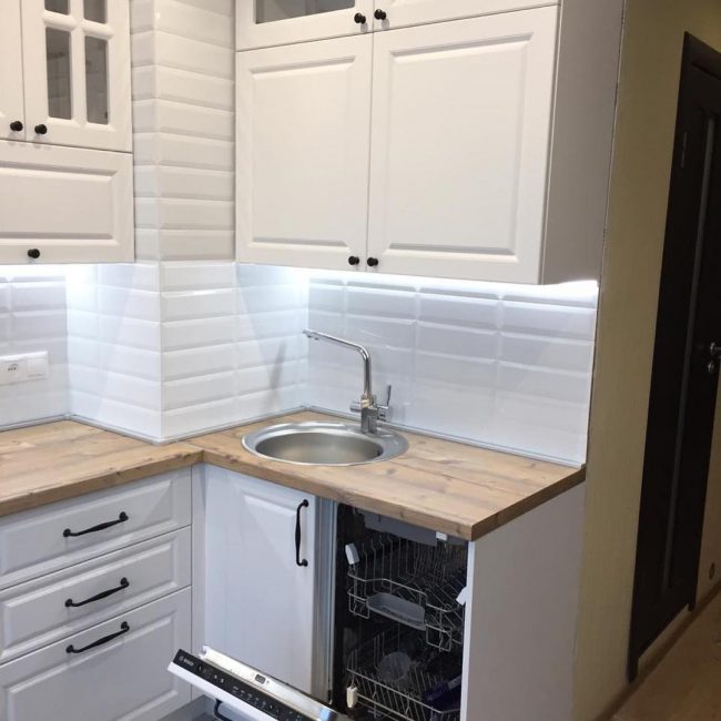 小厨房功能性装修项目-17