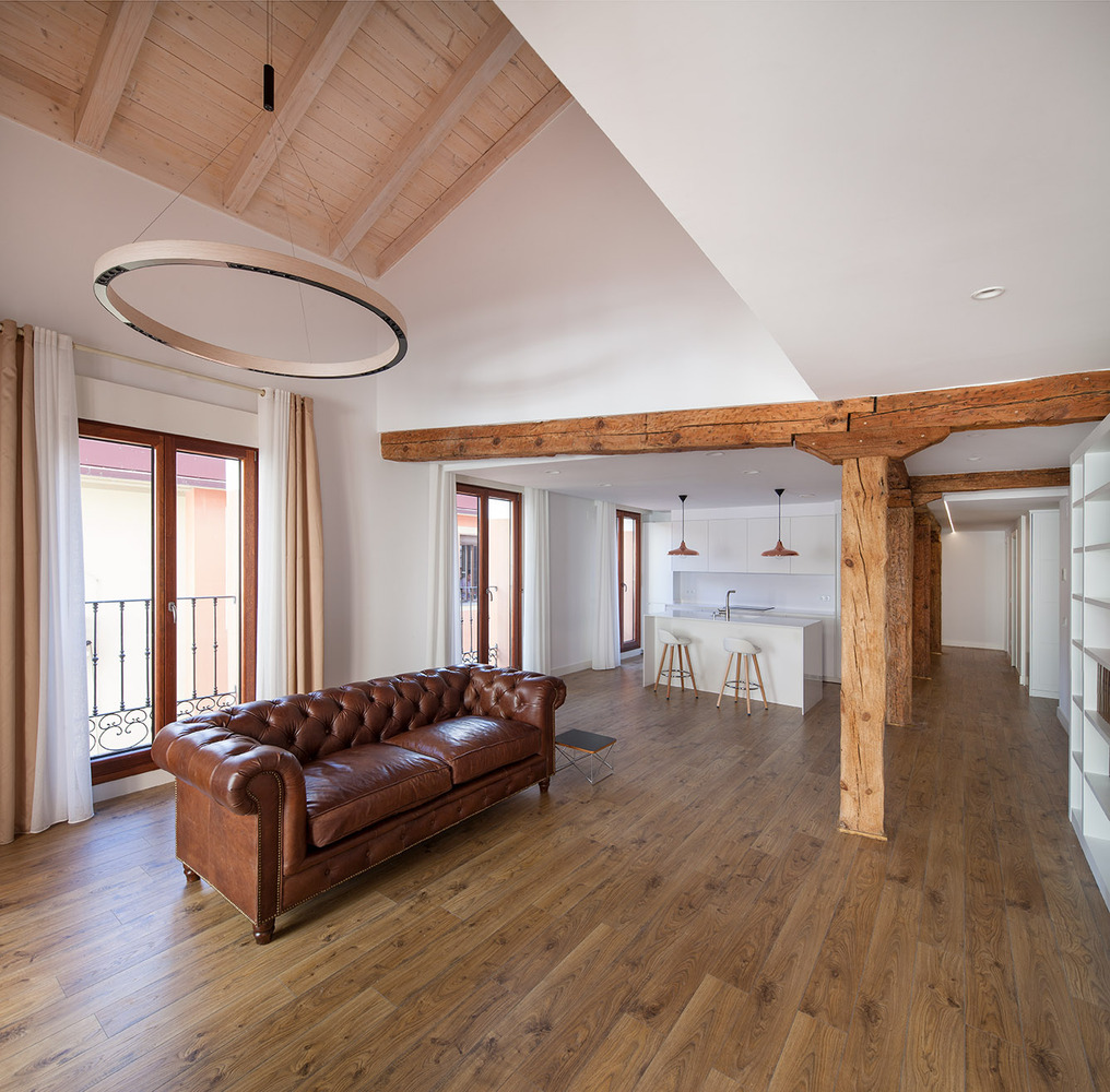 西班牙古老城镇建筑修复重生-31