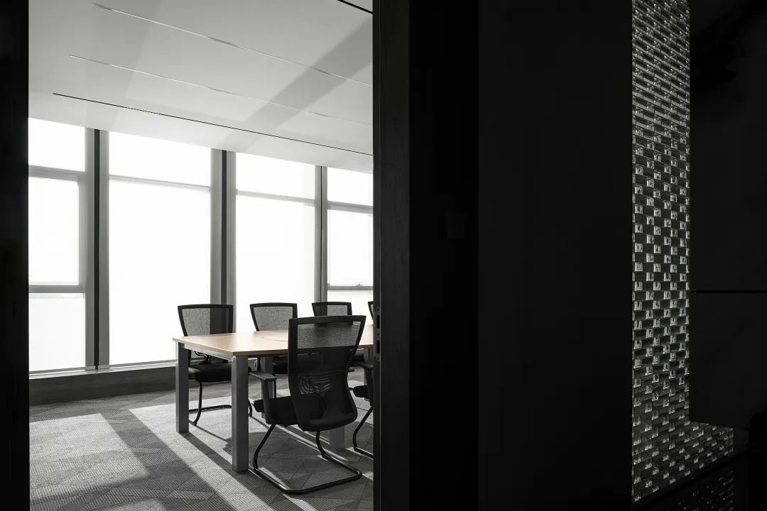 金辰建设办公空间丨中国宁波丨中赫空间建筑设计-31