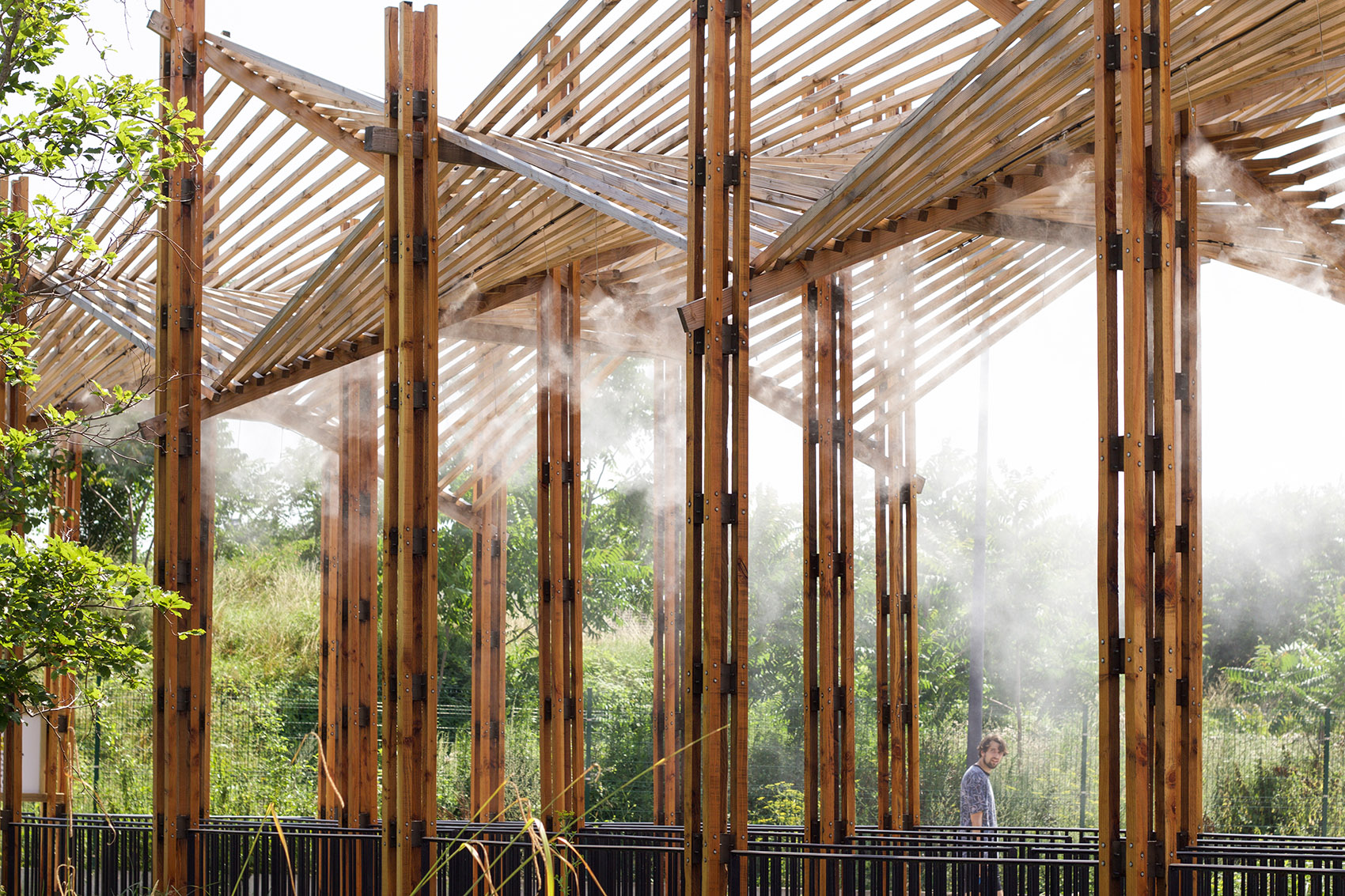 Murs à pêches 游泳池前院景观装置丨法国巴黎丨Collective Parenthèse 事务所-14