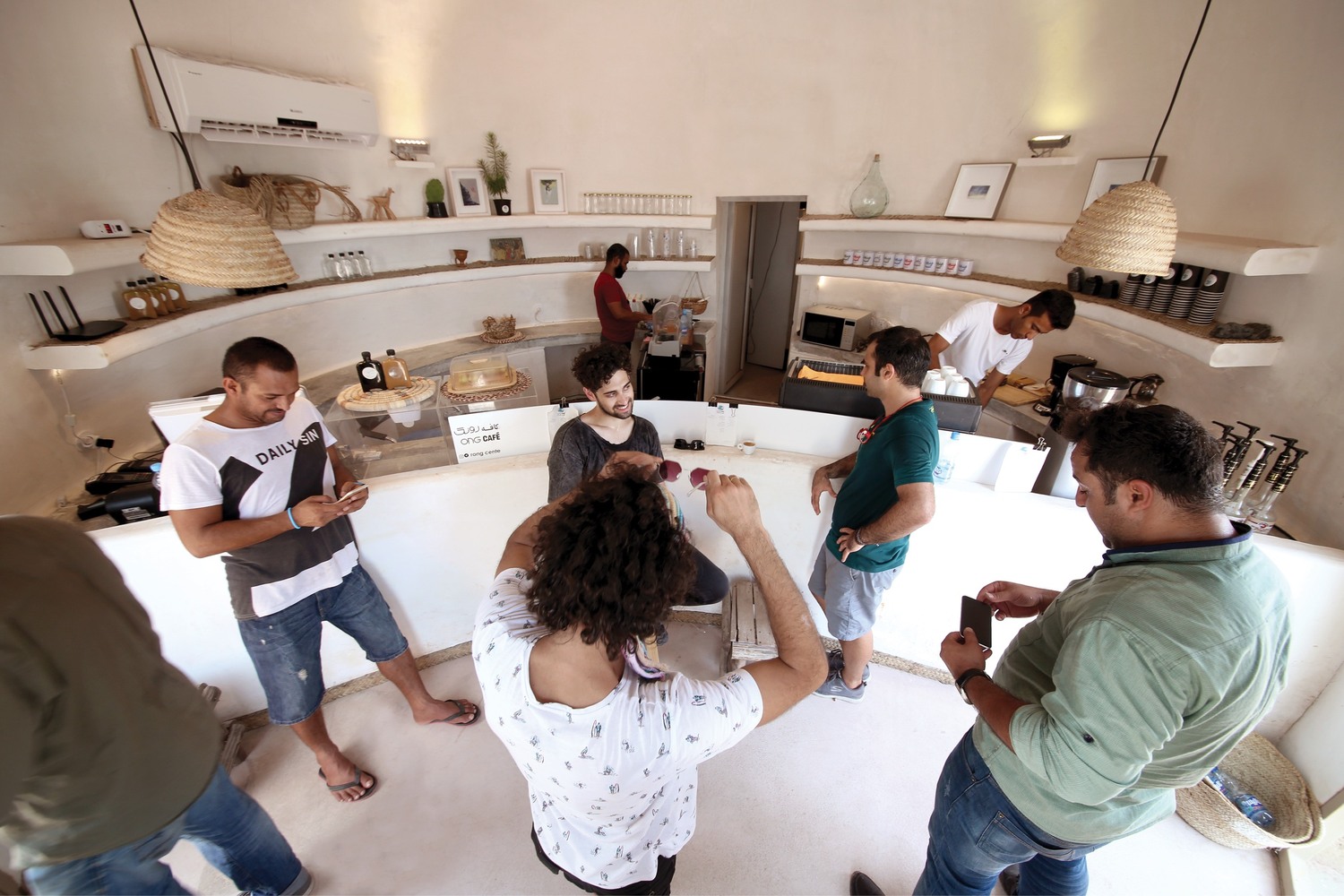 Presence in Hormoz  ZAV Architects-73