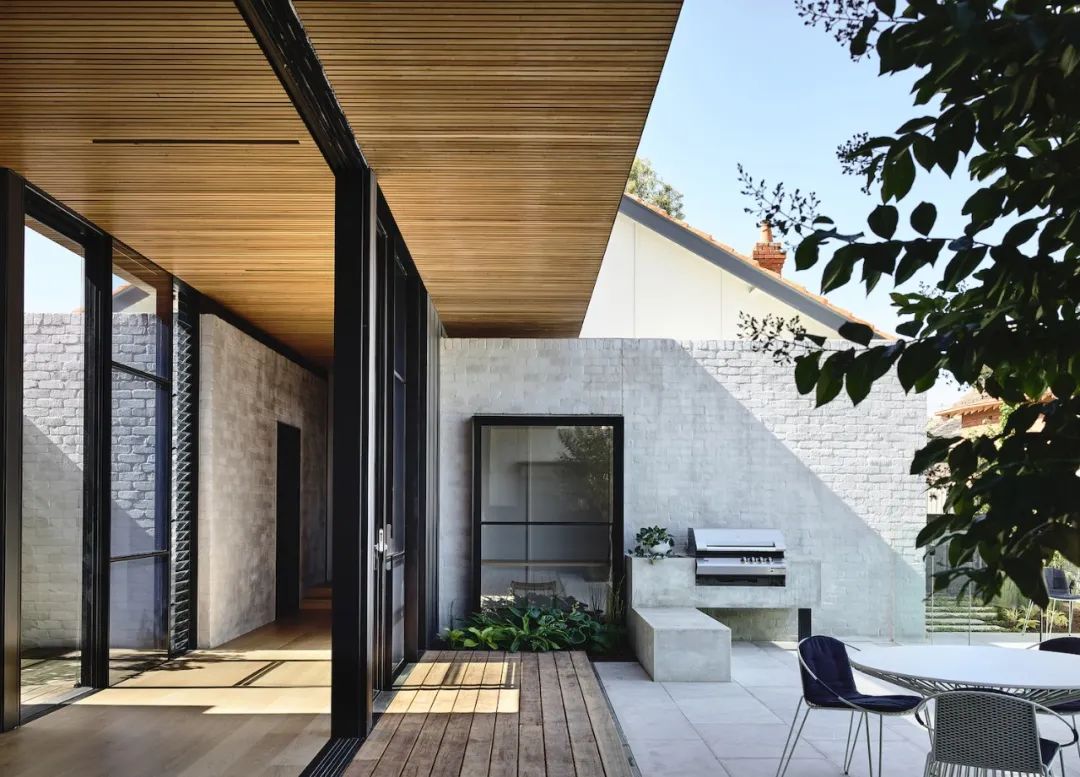 悉尼达令赫斯特公寓，自然光线与精致细节的永恒美学-24