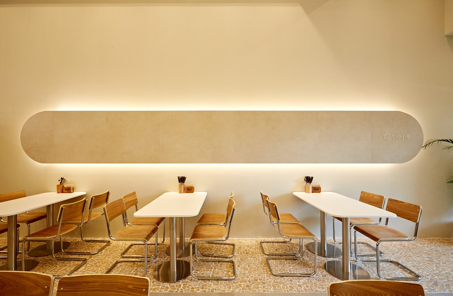 温馨雅致的 20 平米小空间设计-9