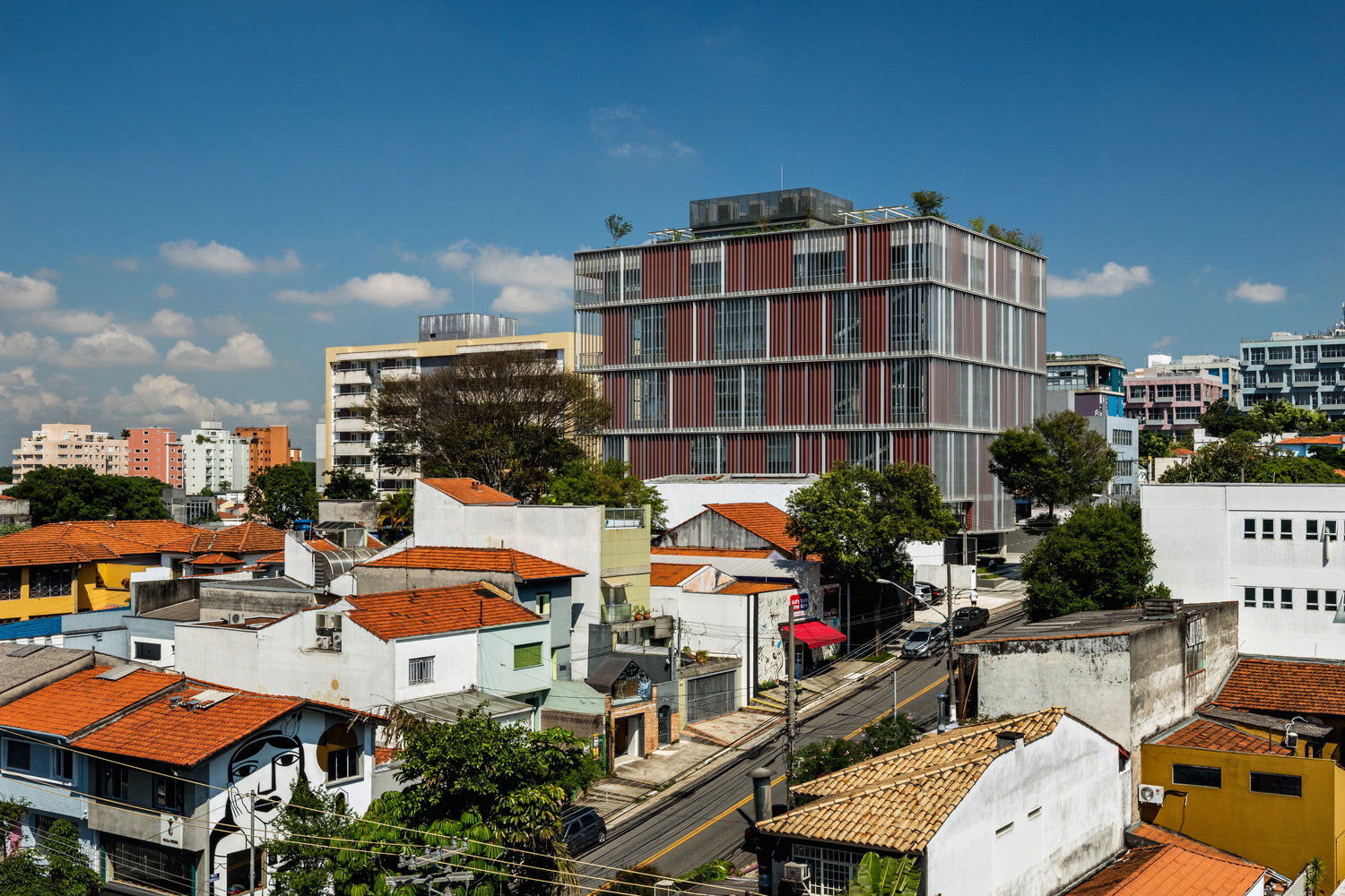 巴西圣保罗 Pop+ 建筑,绿意环绕的现代商业空间-40