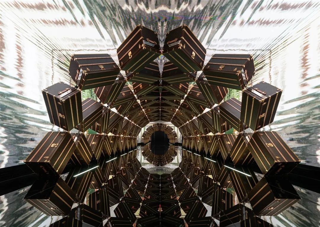 Louis Vuitton 泰国专卖店之梦幻之旅丨泰国曼谷丨OMA-32