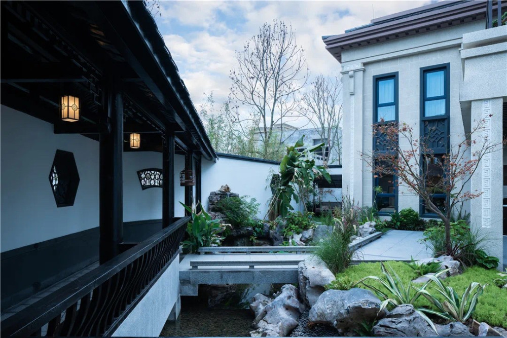 重庆乐信凤凰院子 | 禅意别墅,演绎东方雅净之美-0