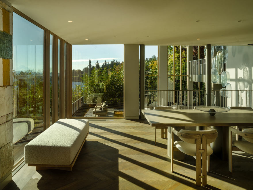 Looking Glass — A Revitalized Lakefront Retreat-3