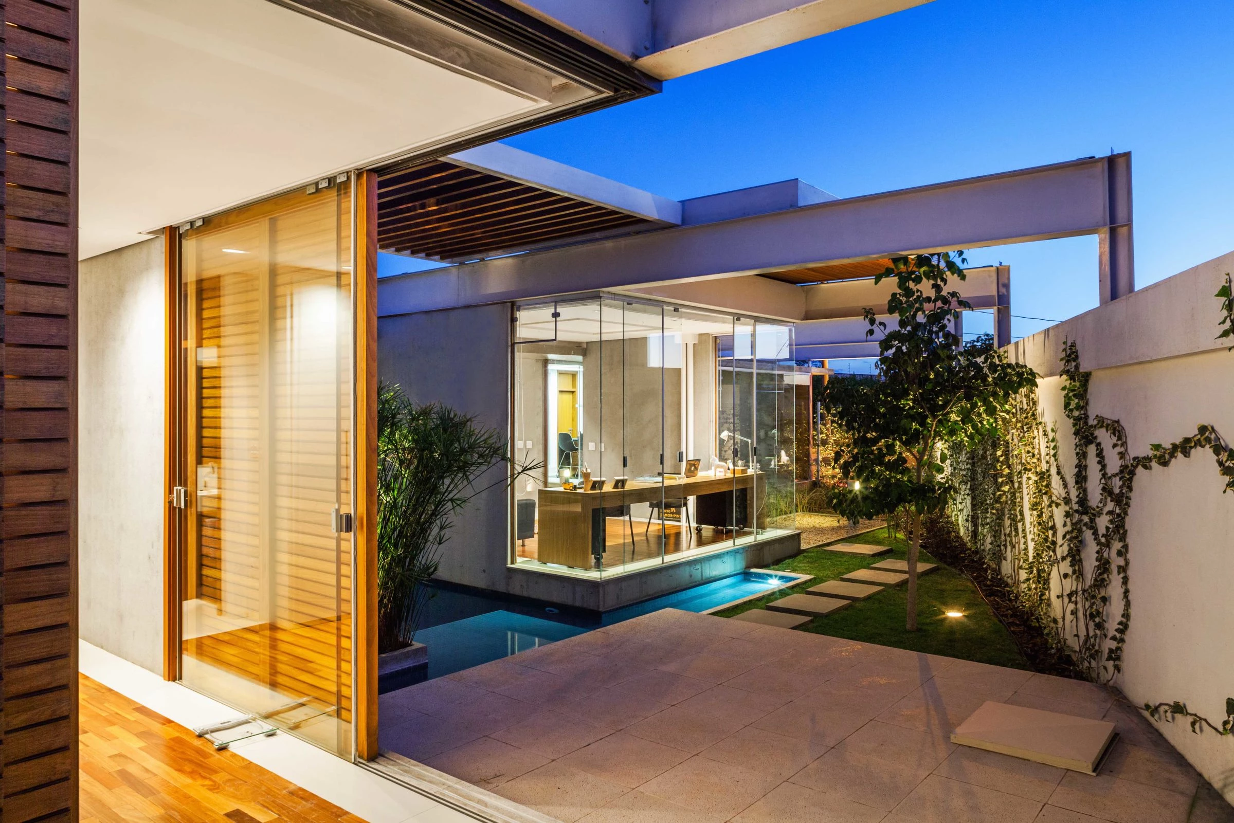 滑动式凉亭住宅 · FGMF-16