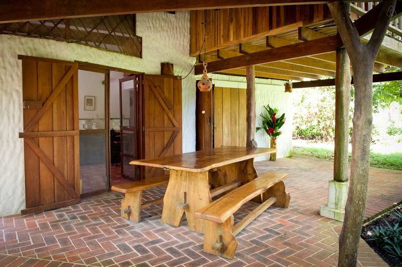 适合外府居住的两层房屋设计-8