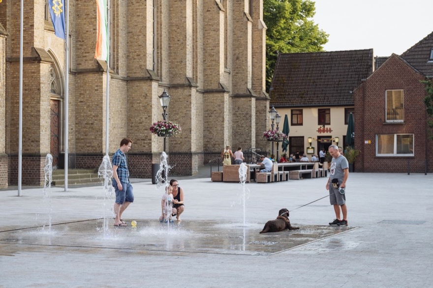 德国 Willich 市场广场改造设计丨KRAFT.RAUM.-8