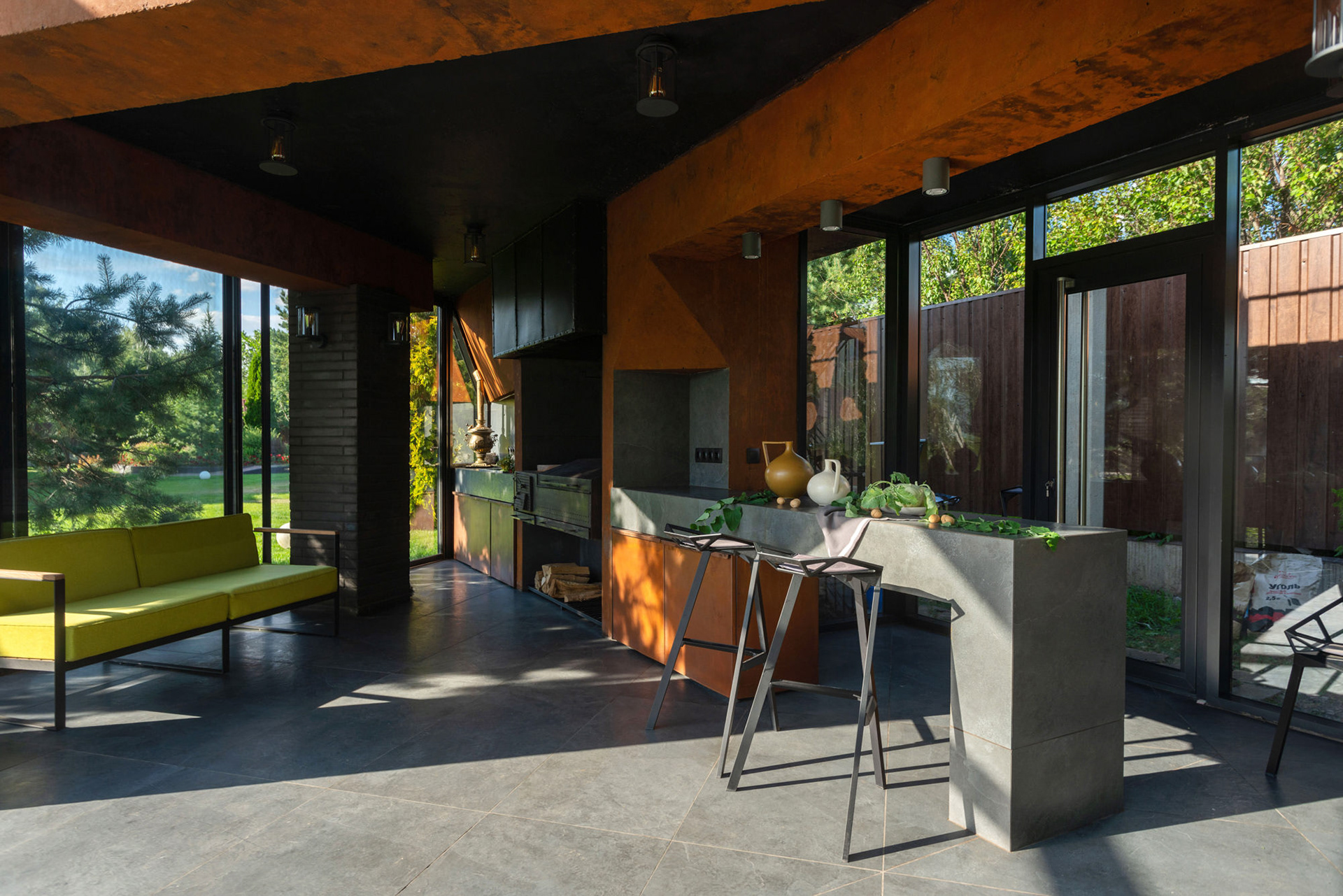 带有烧烤设施的亭子丨俄罗斯丨INSIGHT ADB-20