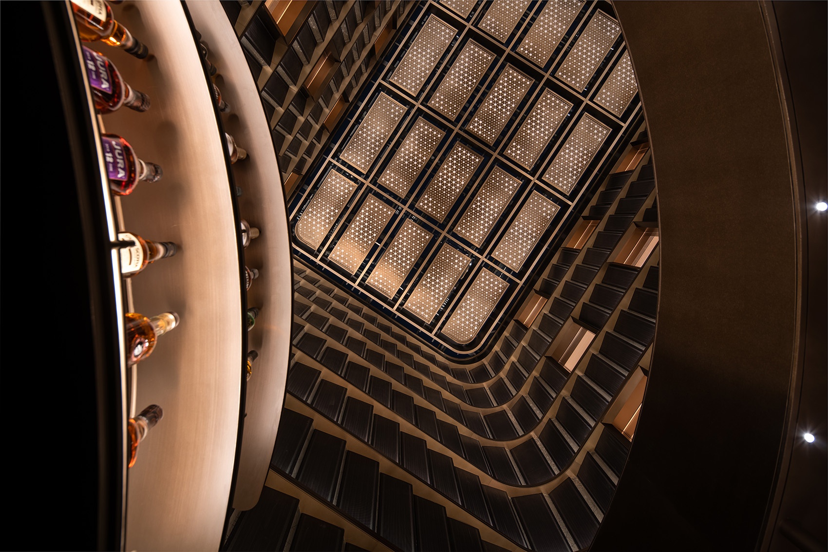 桔子水晶酒店丨中国上海丨朱周设计-10