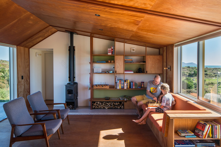 新西兰沙丘之上的“Te Horo Bach”度假屋-12