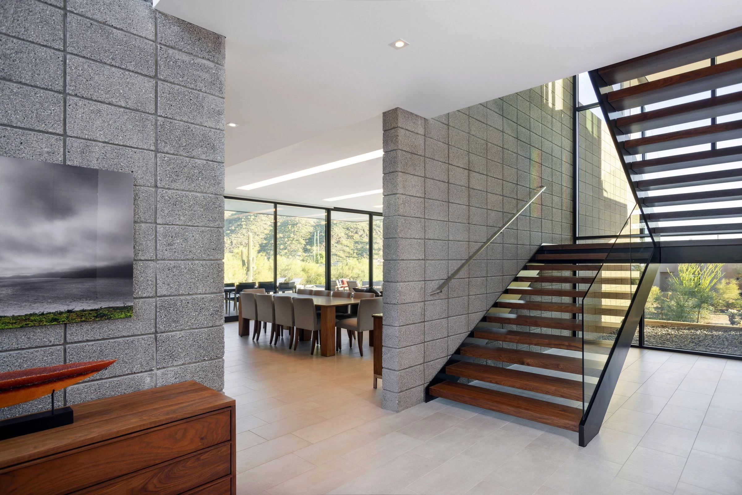 亚利桑那州斯科茨代尔的 Troon 现代住宅,融入自然的几何之美-35