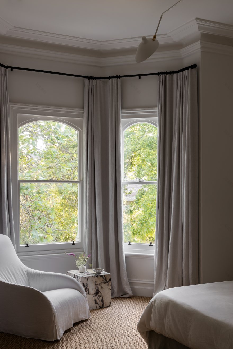 古典与现代的双向奔赴 | 墨尔本设计师住宅改造丨澳大利亚墨尔本丨Ali Ross Design-21