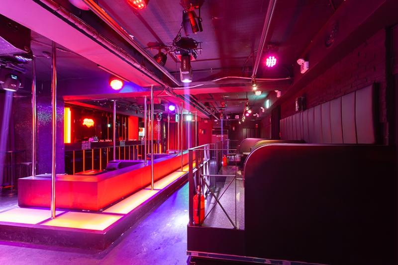 首尔 85 平豪华俱乐部设计，演绎光影盛宴-5