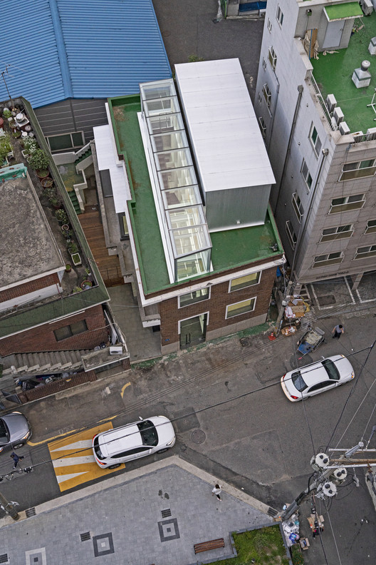 Dots 设计公司总部-26