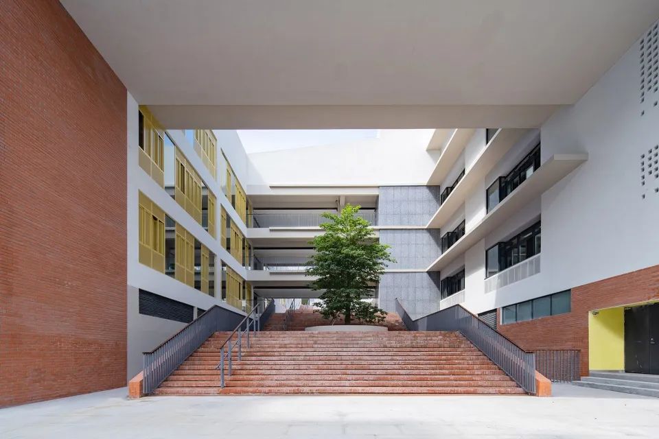 新作｜深圳石厦小学：都市合院校园-81