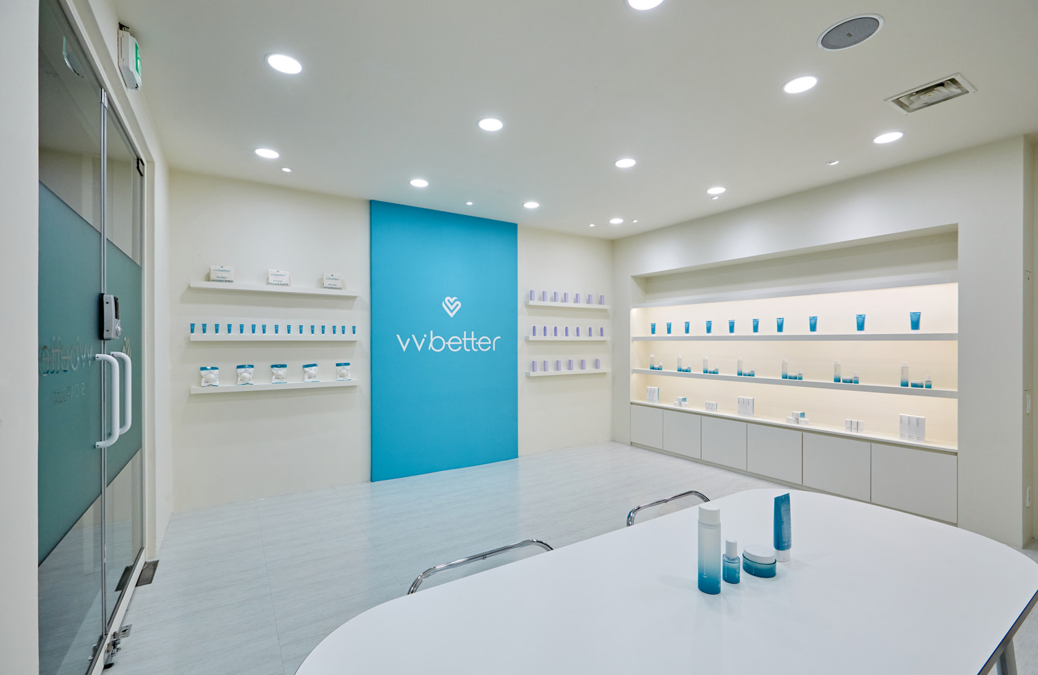 白色时尚化妆间，展现极简美感-3