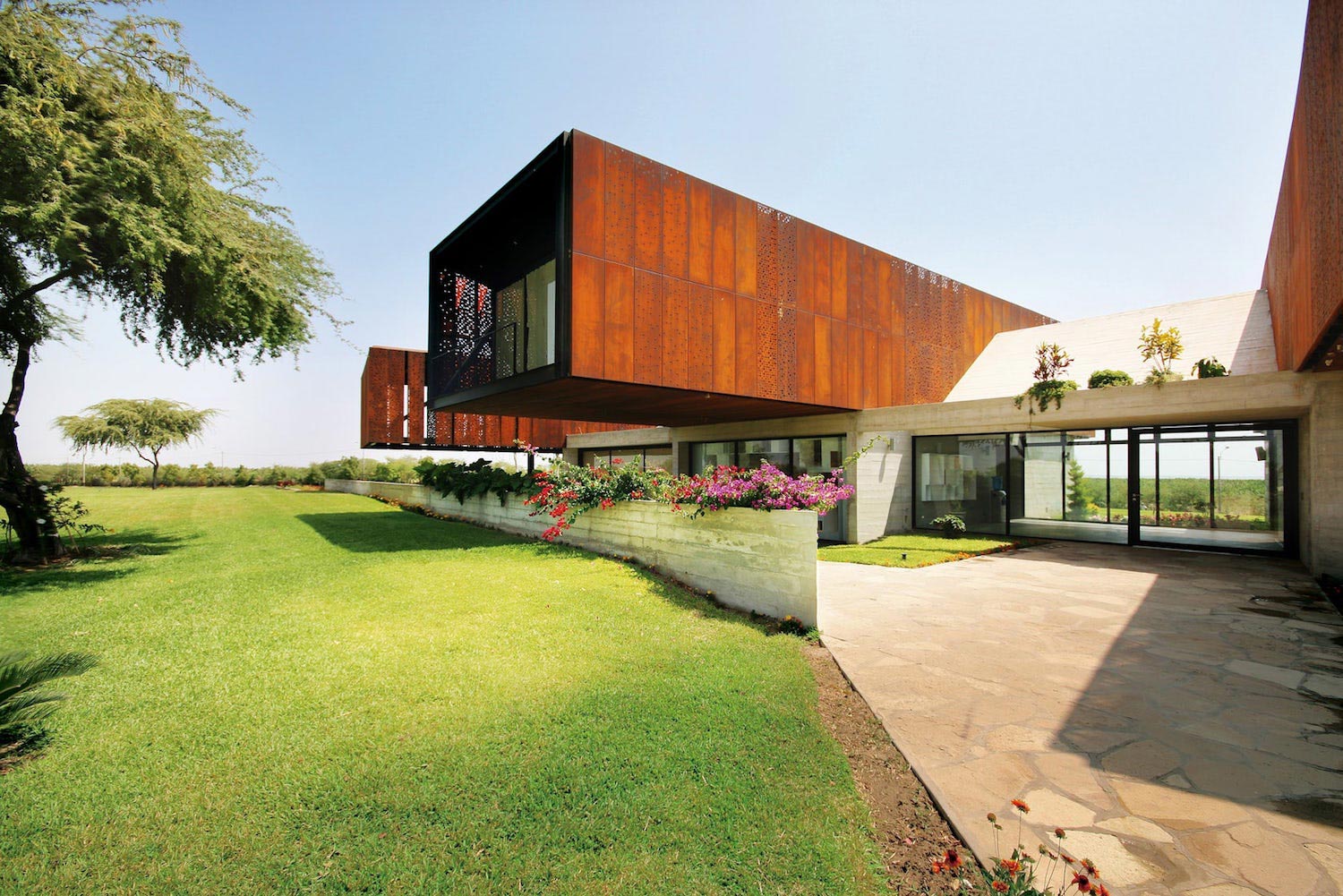 Holiday house located on a site used as a hatchery for horses in Peru   Page 2 of 2   CAANdesign  Architecture and home design blog-4