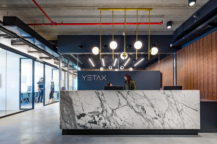 融合自然与工业,展现独特法律美学-8