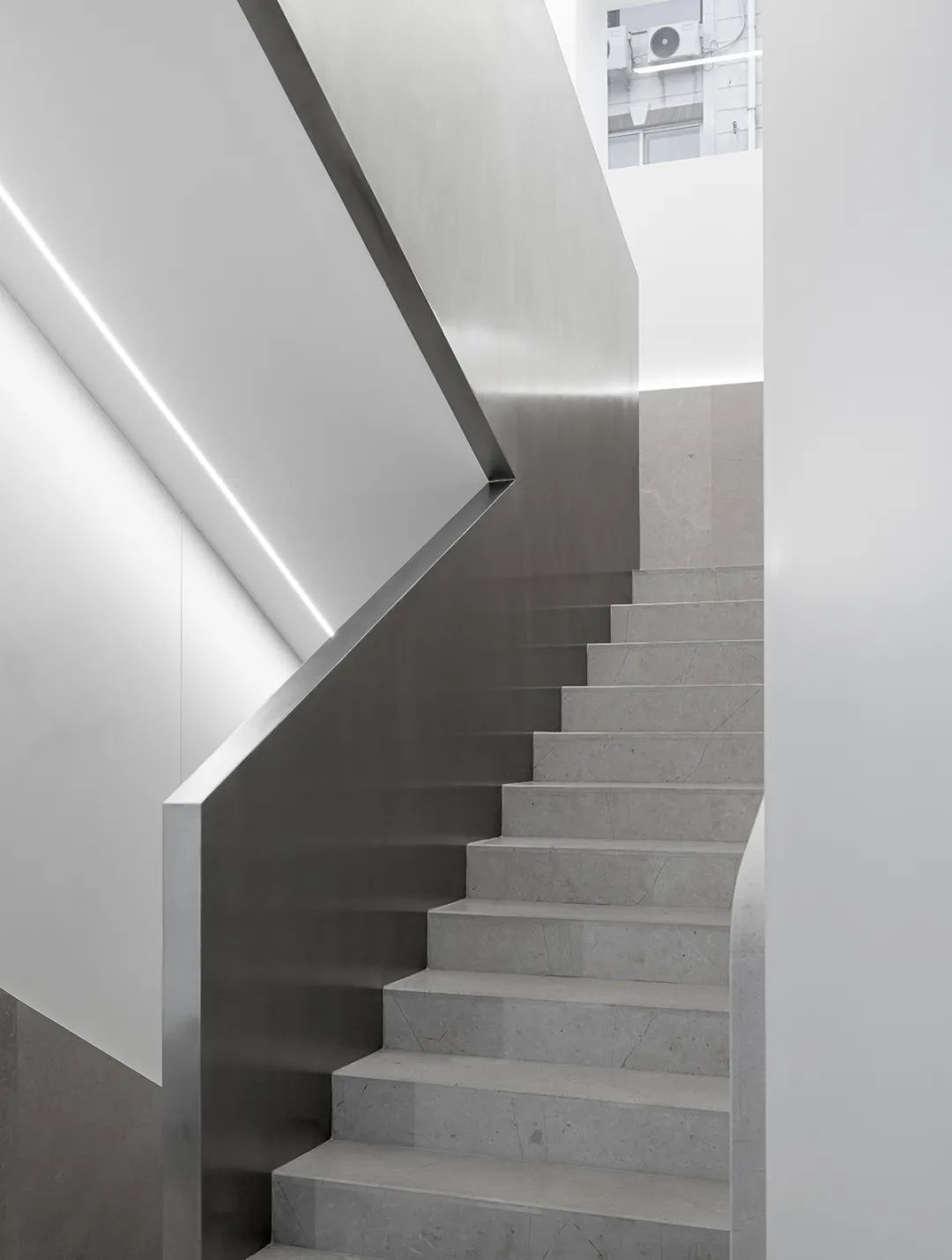 无限空间 · LOVIVO gallery 概念展厅设计丨中国沈阳丨白菜设计-21