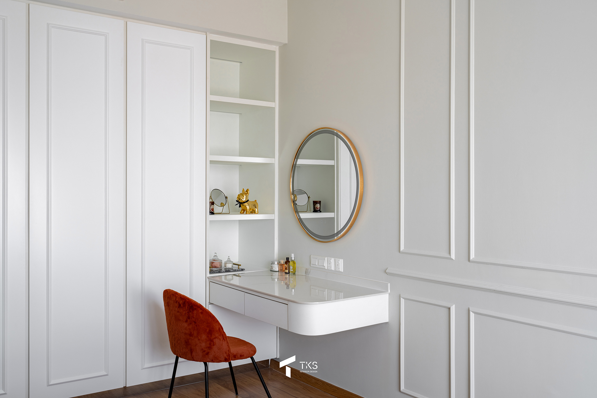 "Streamlined Contemporary French Design" @ EAST PARC-46