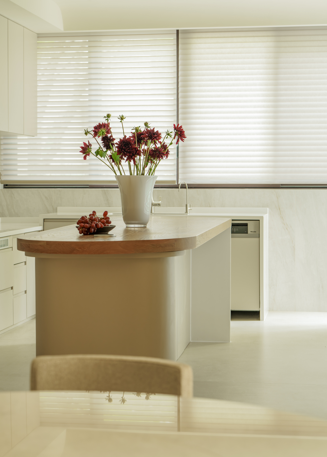 以克制重构空间的纯粹共鸣丨中国重庆丨岭众联合田艾灵设计-63