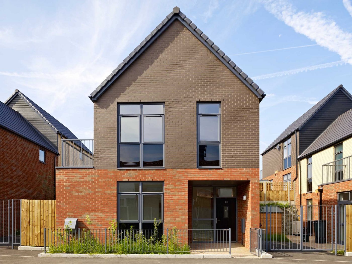 Mæ's Hammond Court and New Islington projects featured in the second edition of the Housing Design Handbook
                    -1
