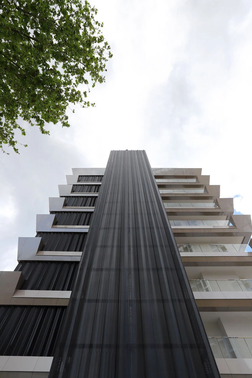 有机几何的魅力 | 西班牙 Hotel Helios 酒店设计-9