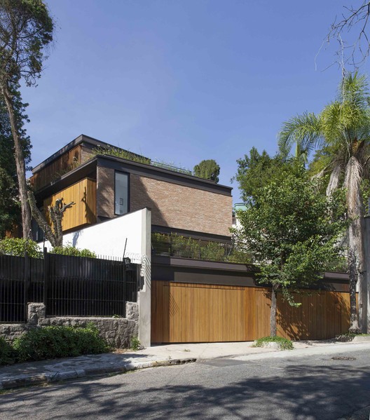 巴西 Pacaembu House 绿色住宅设计-34