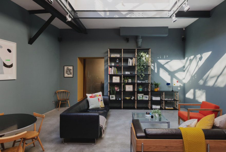 色彩生活 | 哈克尼的现代公寓与 Farrow&Ball 的碰撞-1