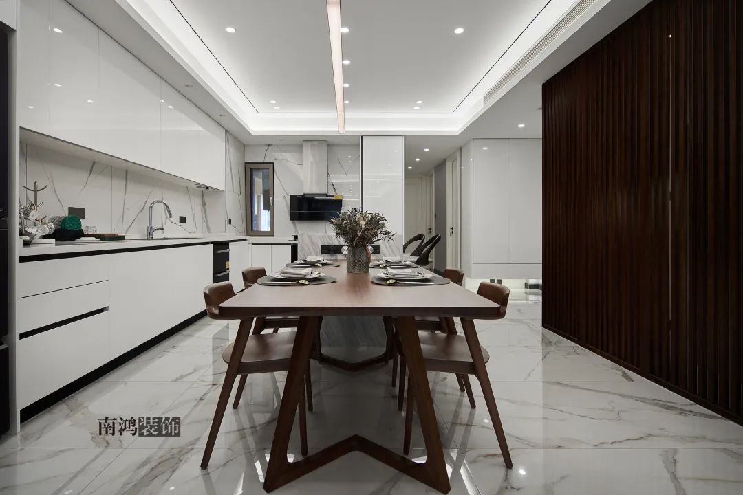 胡桃木风情 · 现代风格三室两厅设计丨浙江南鸿装饰-1