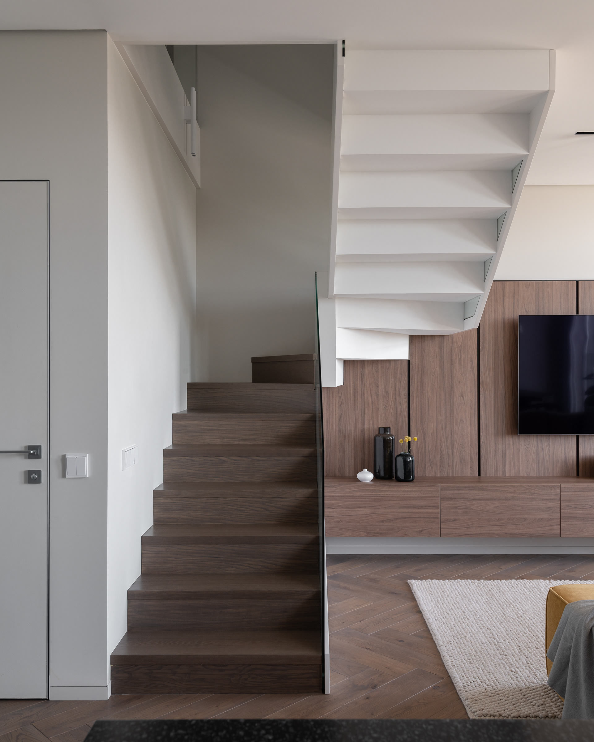 现代两层公寓室内设计丨乌克兰基辅-15