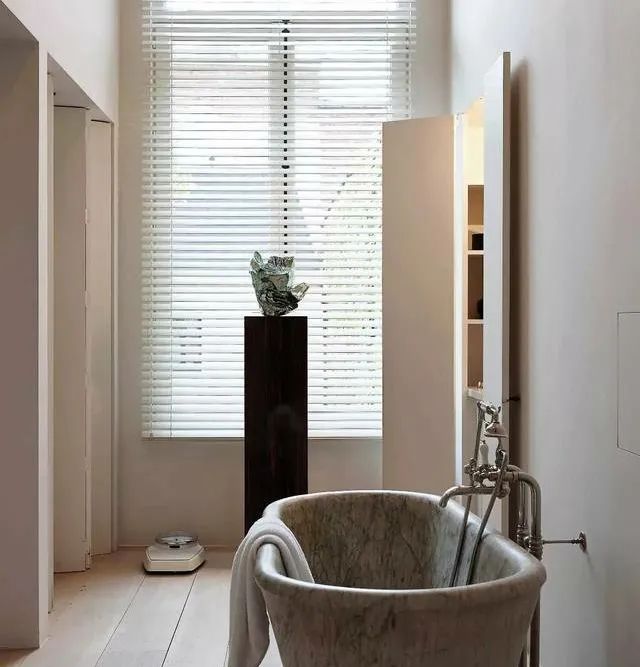 比利时设计师 Vincent Van Duysen 的极简主义家居艺术-44