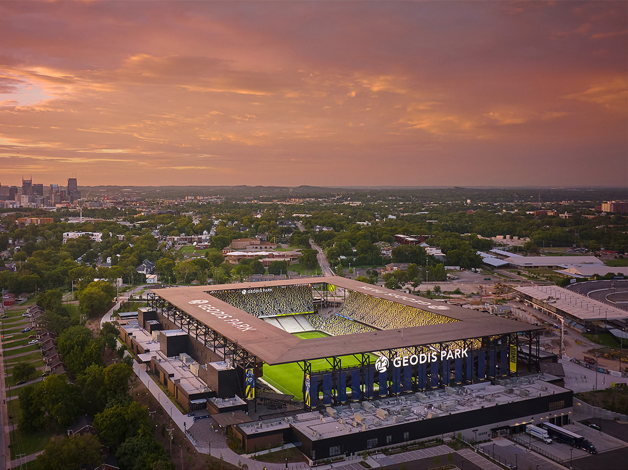 美国GEODIS公园体育场丨POPULOUS与HASTINGS事务所-3