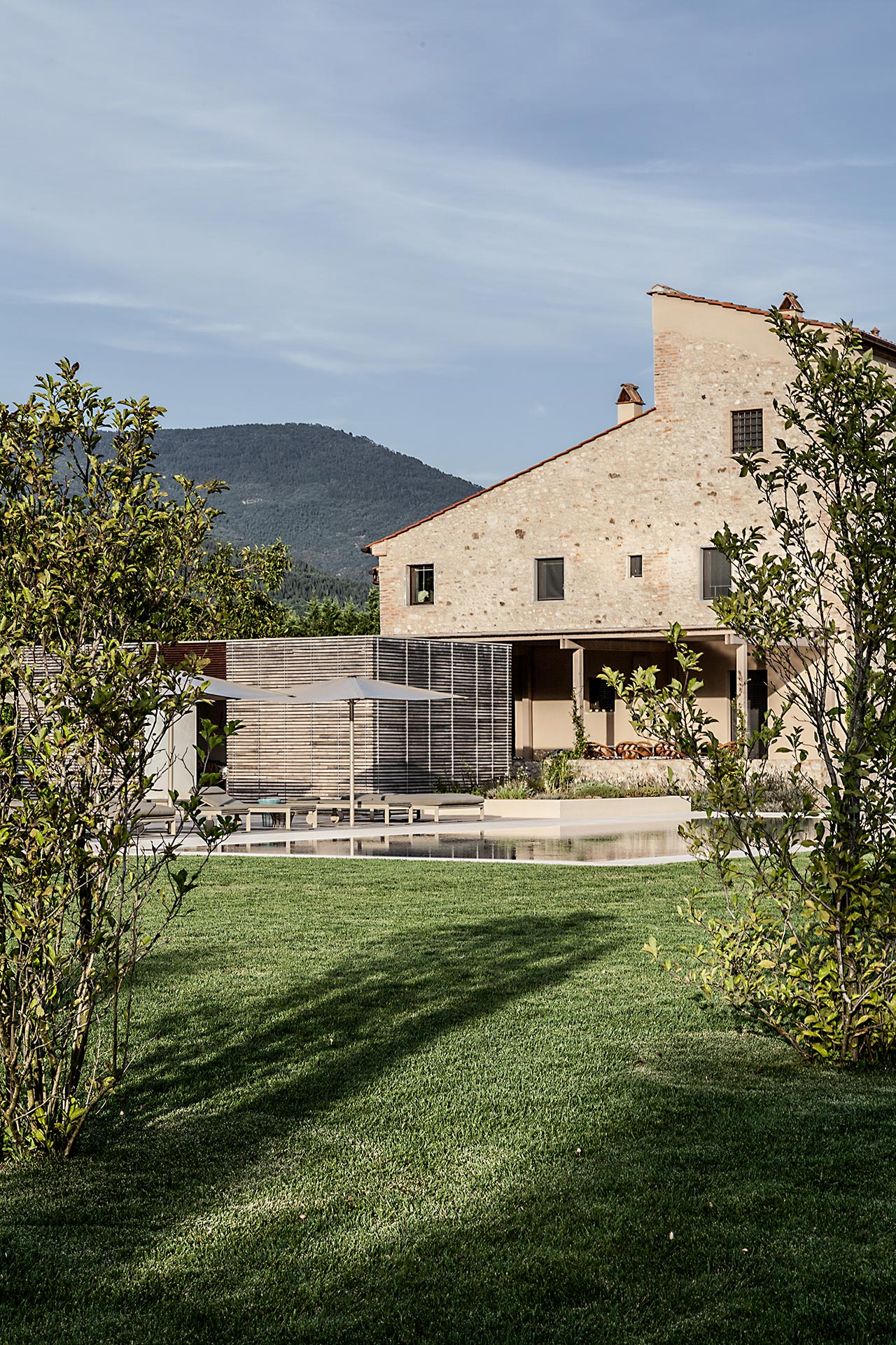 融合乡土与时尚的托斯卡纳乡村之家-9