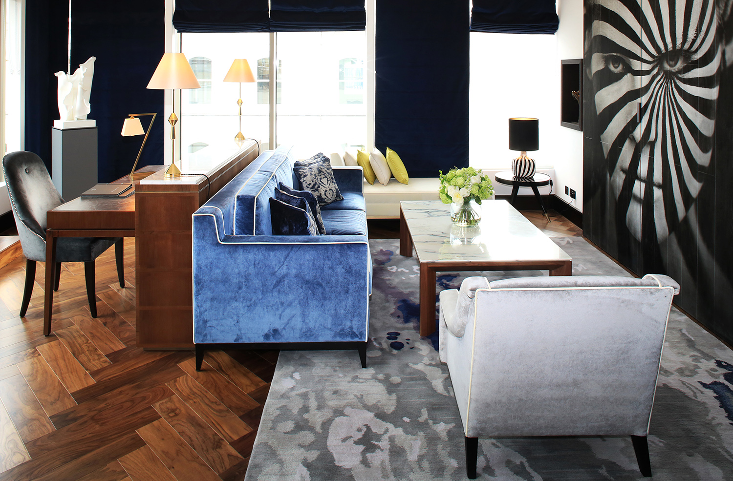 
						jQuery(document).ready(function() {
							jQuery("a[rel^='prettyPhoto']").prettyPhoto({
								social_tools : false,
								show_title : false
							});
						});
					-5