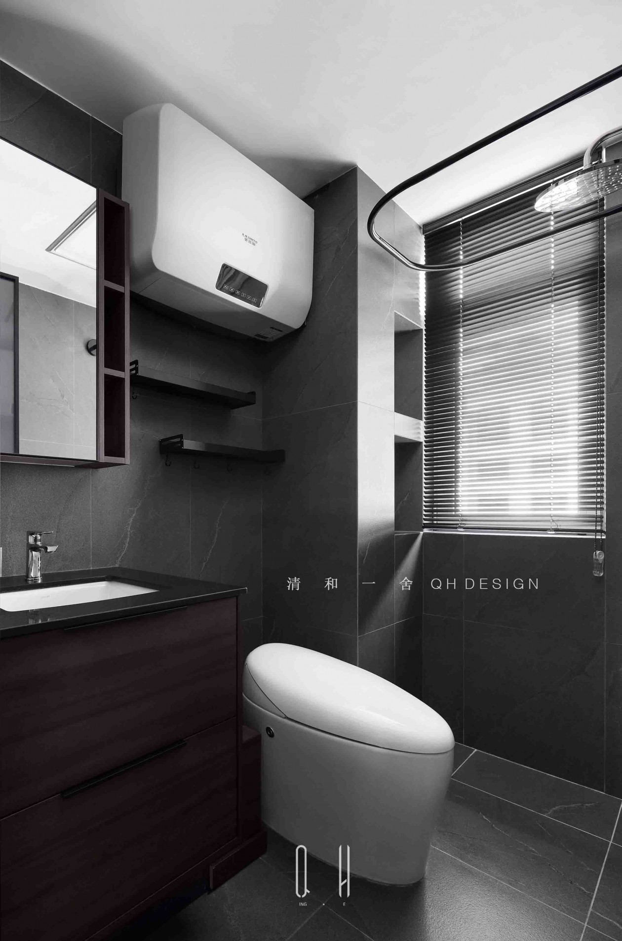 黑色百叶帘下的静谧空间丨中国天津丨Q.H DESIGN TEAM-40