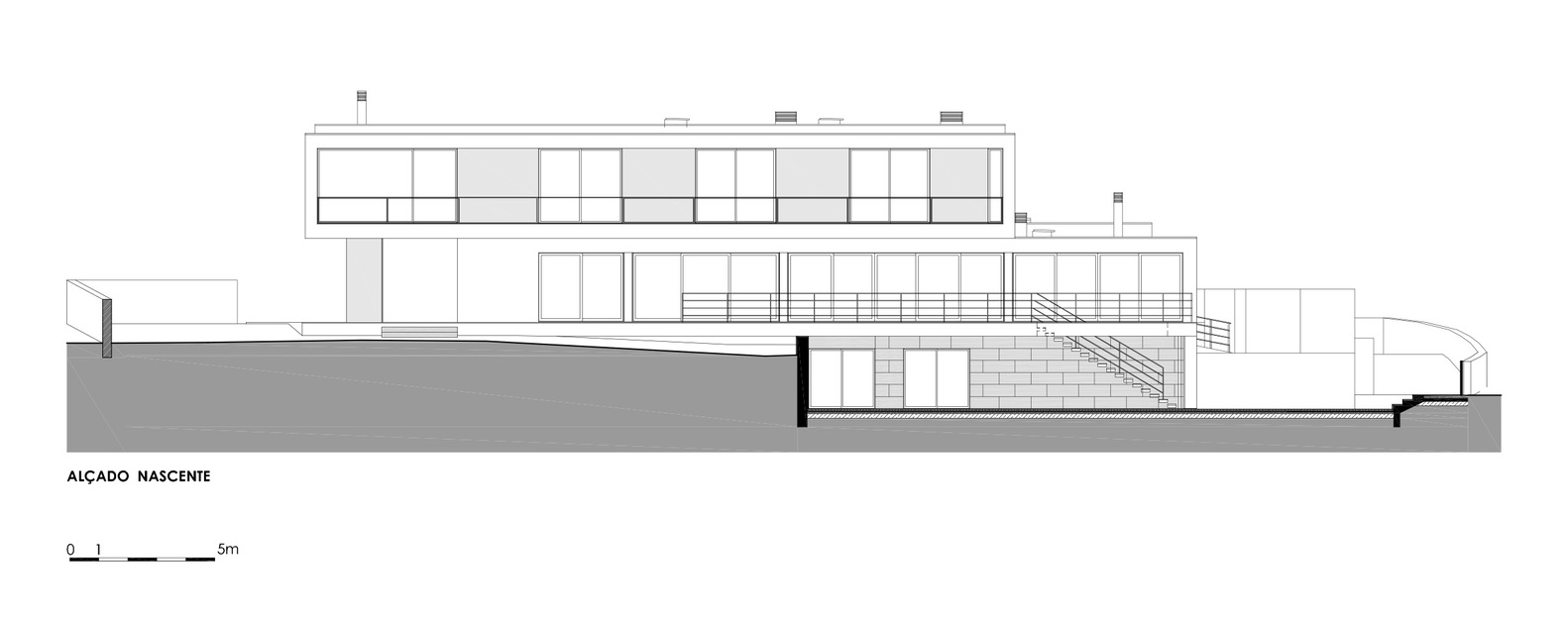 葡萄牙绿意盎然的双层住宅-67