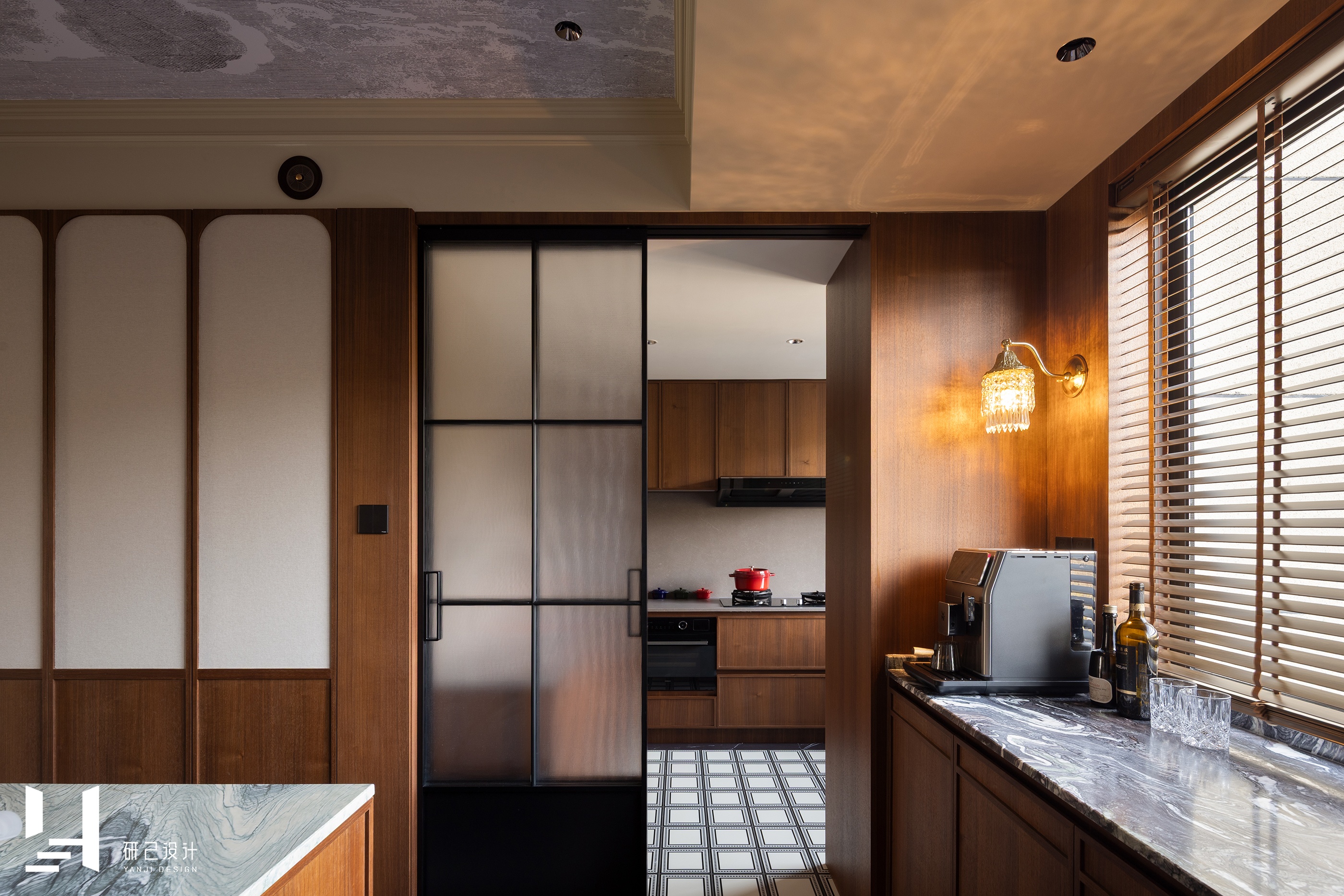 研己实景 · 中式的另一种可能性,150平华丽的复古东方之家丨中国芜湖丨研己设计-24