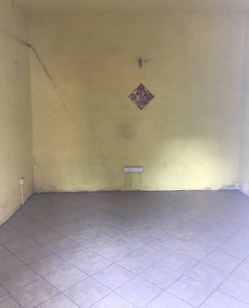 把一个破烂小院，爆改成中国风的入云屋，凉亭、枫树、竹篱笆......-77