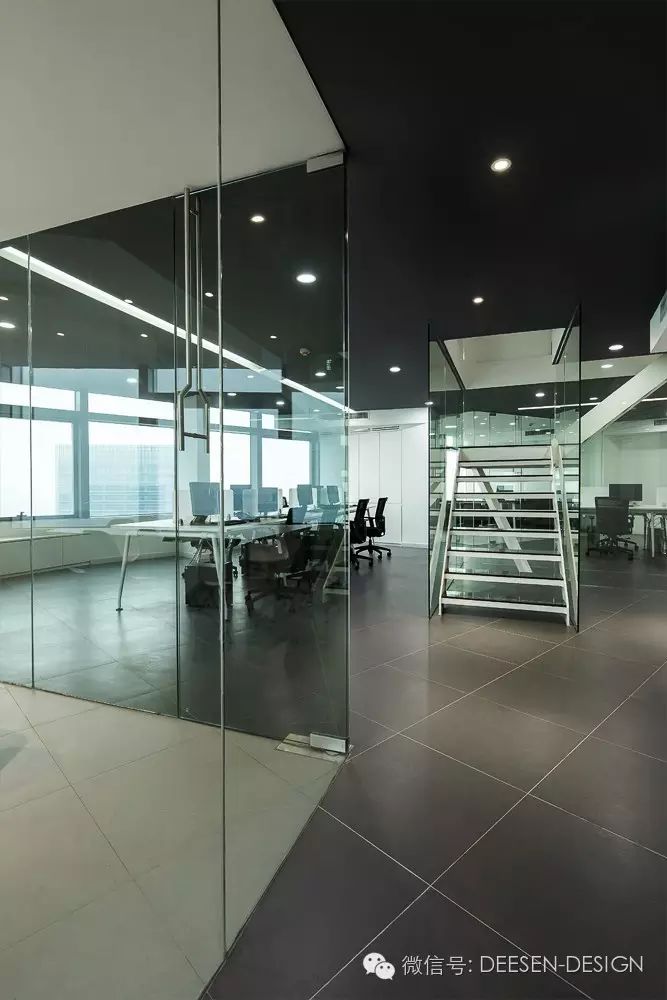 南京苏宁慧谷中心“无界”办公空间 | 不规则切割,化零为整-13