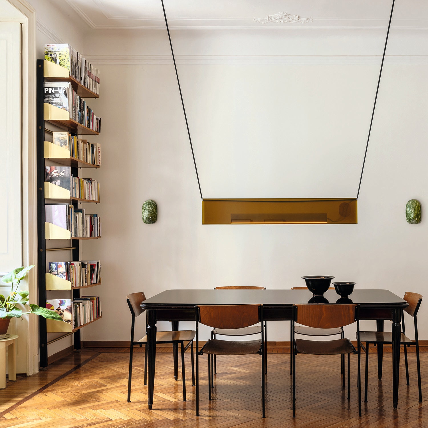 色彩斑斓的复古米兰公寓 | 设计师 Valentina Ciuffi 的创意之家-0