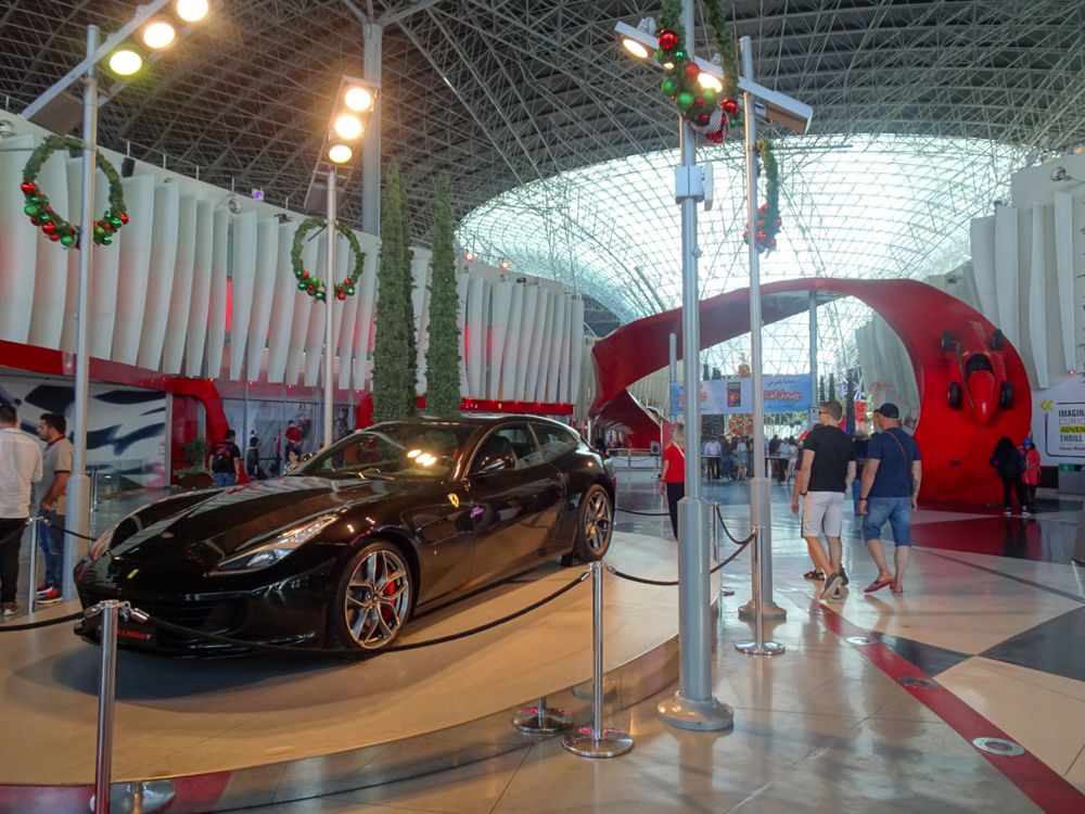 フェラーリ・ワールド・アブダビ | UAE の建築【世界建築巡り】-65