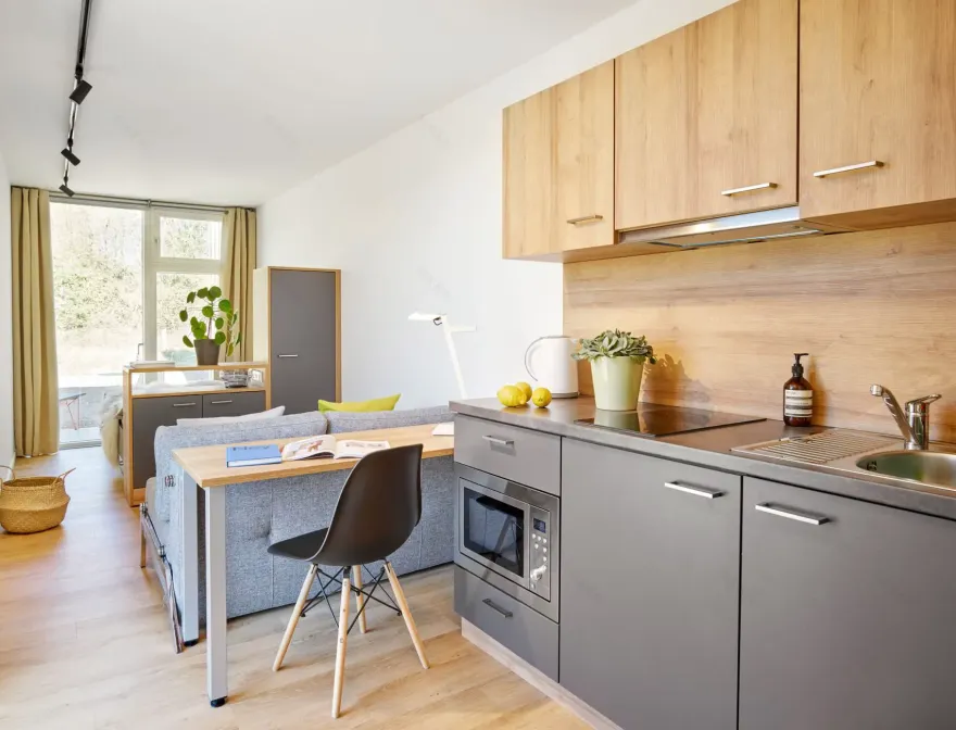 德国集装箱公寓 | 可持续设计与紧凑空间的完美结合-2