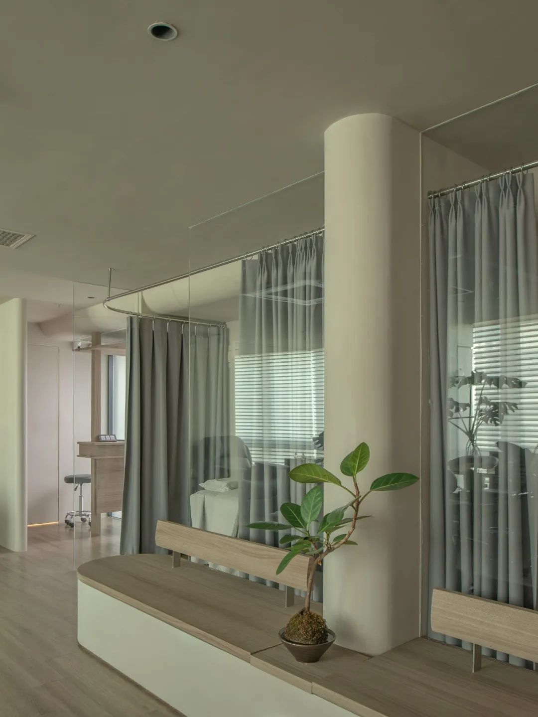 都市中的女性休憩空间 MMJ美甲美睫静安寺店丨中国上海丨多棵设计Studio DOTCOF-20