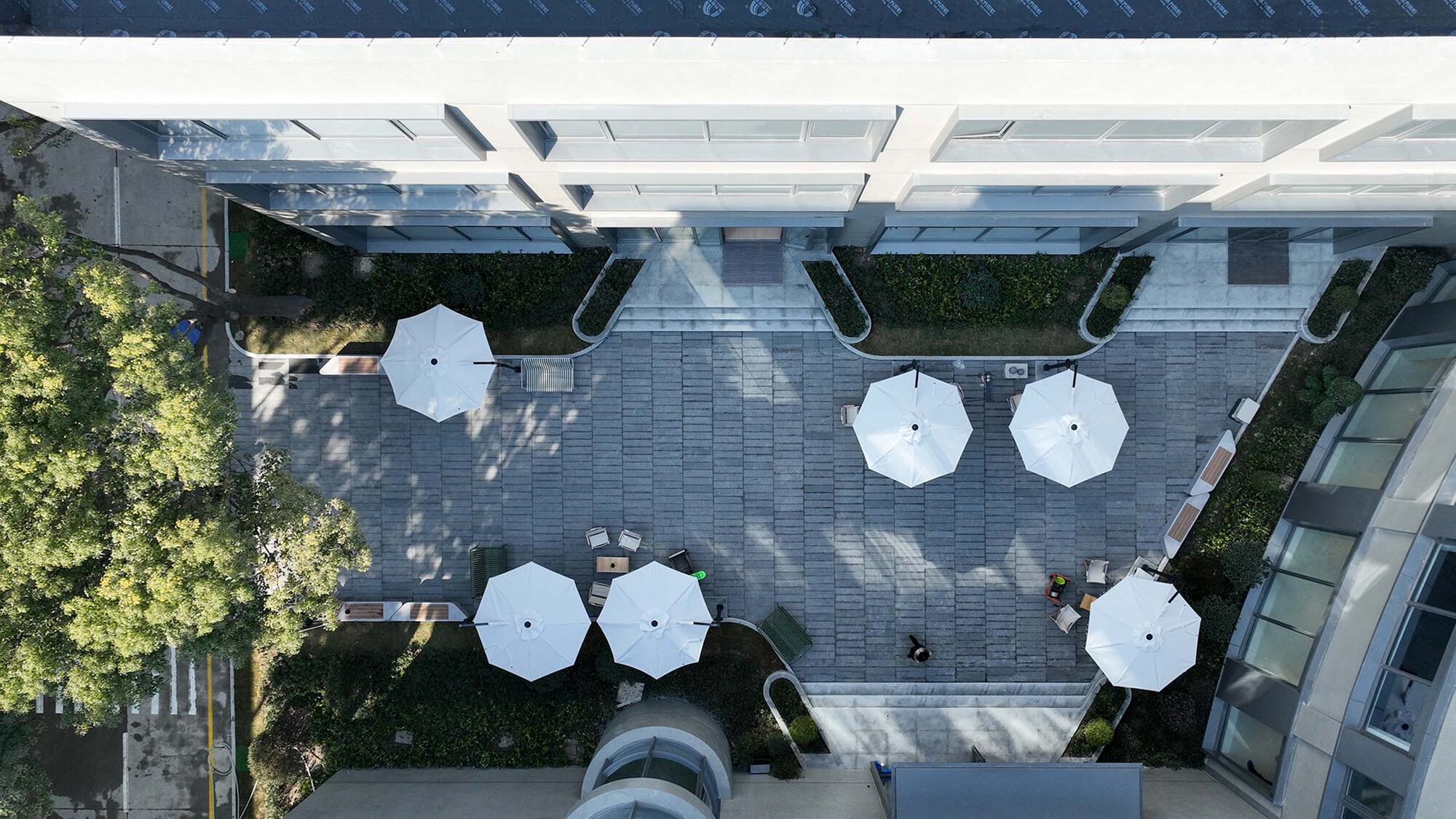 蔚来交付中心丨中国上海丨Kokaistudios-39