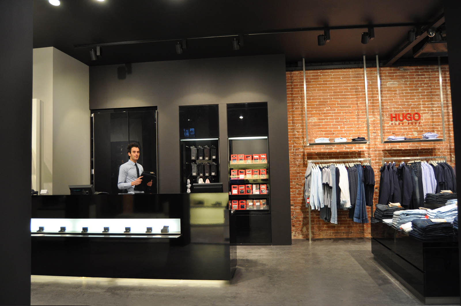 哈勒姆Hugo Boss店铺丨荷兰哈勒姆丨Jeroen de Nijs architect,bni bv-5